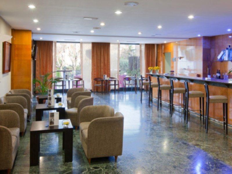 Nh Madrid Ventas Hotel Exterior photo