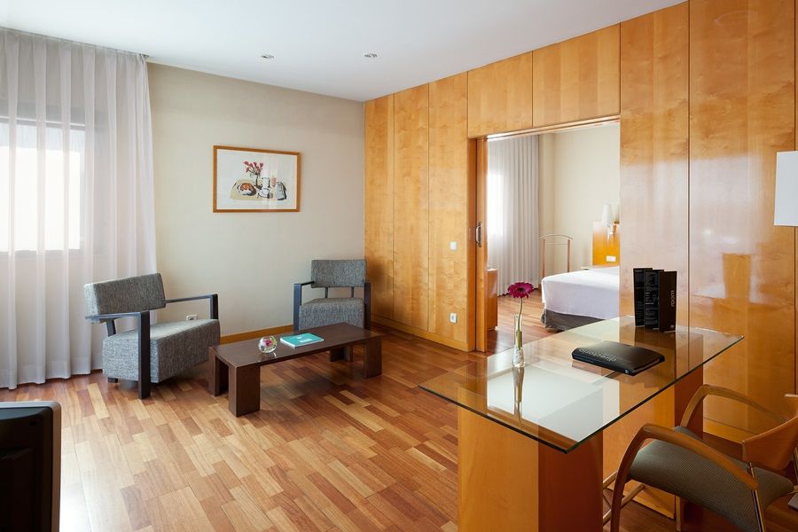 Nh Madrid Ventas Hotel Exterior photo